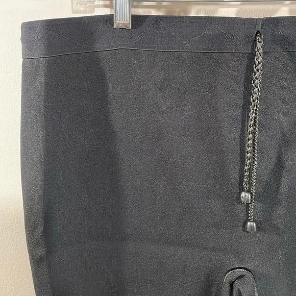 Medisana Compression Anti Cellulite Micro Massage Shorts 10 - Picture 2 of 16